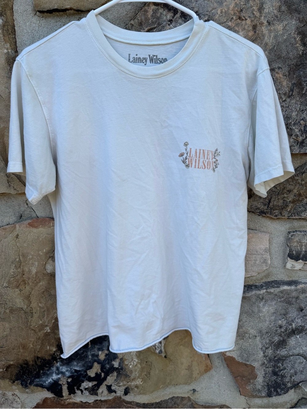 Lainey Wilson Concert T-Shirt Cream Heart Like A Truck 100% Cotton Cropped